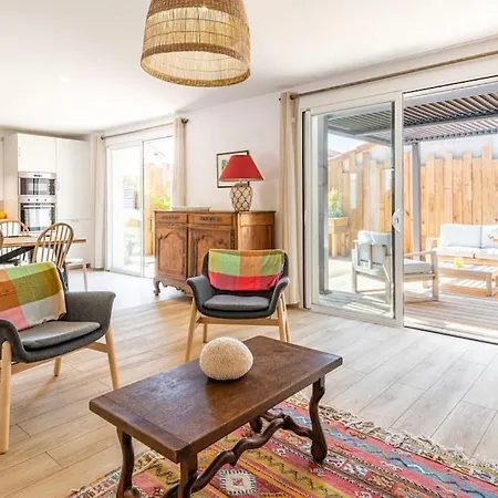 A 200 M De La Lejlighed